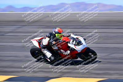 media/Mar-25-2024-Moto Forza (Mon) [[8d4319bd68]]/3-Intermediate Group/Session 3 (Bowl)/